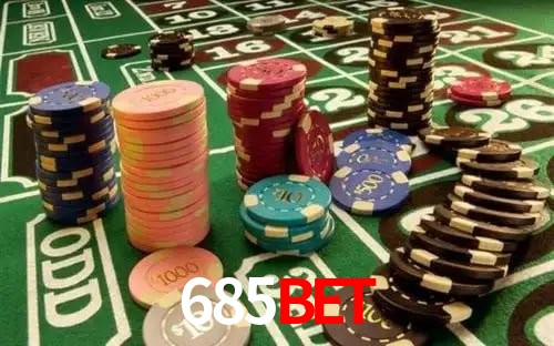 Comparação APP Mobile vs Versão Web 685bet